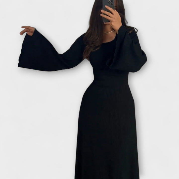 Jocelyn - Stijlvolle Gebreide Jurk met Taille Detail