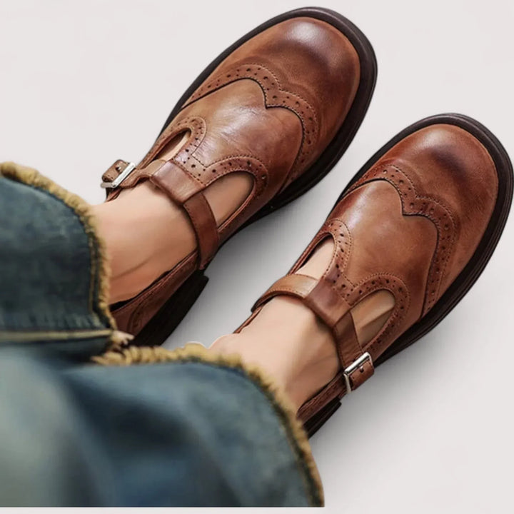 Claudia | Leren Mary Jane loafers met gaatjesmotief voor dames