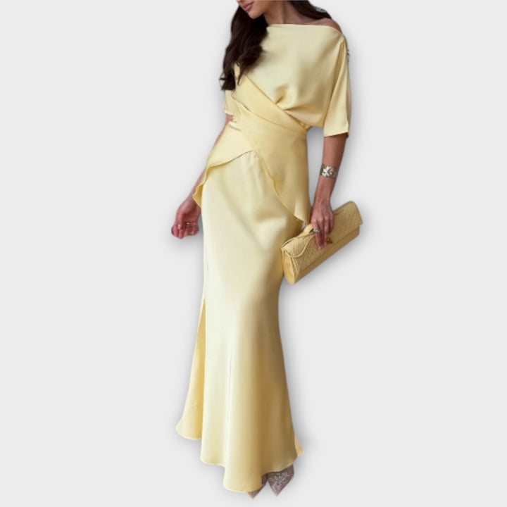 Finja - Off-Shoulder Top met Knoopfront en Rok-Set