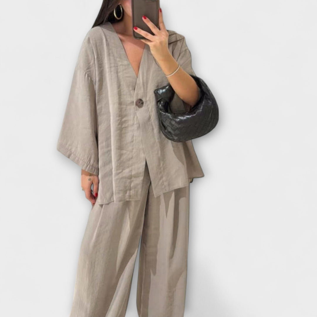 Jacqueline - Casual V-hals Top en Broek Duo