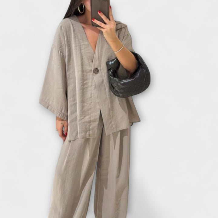 Jacqueline - Casual V-hals Top en Broek Duo