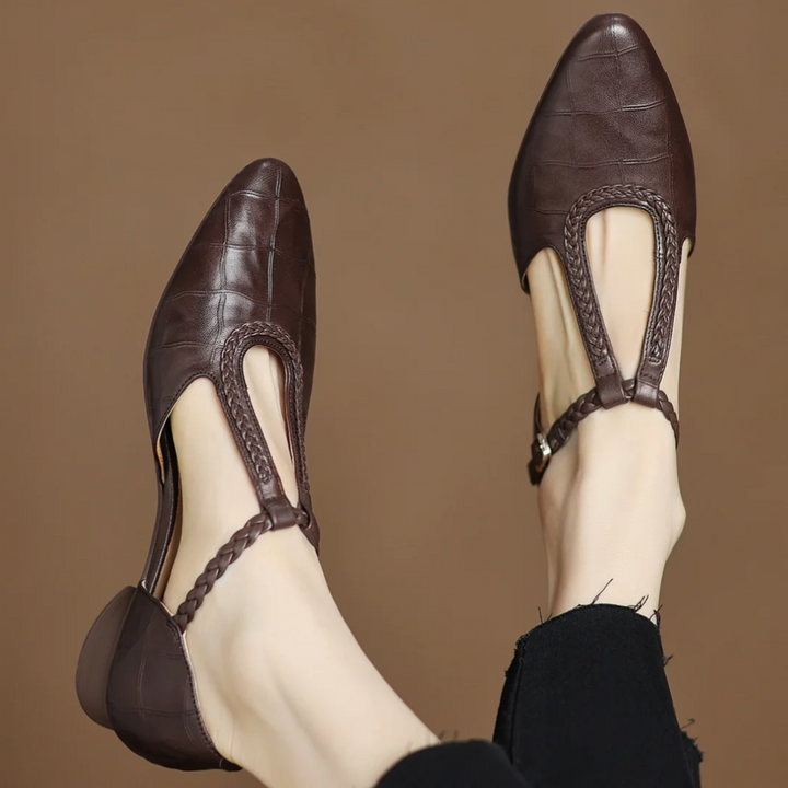 Greta – T-bandschoenen met gevlochten detail