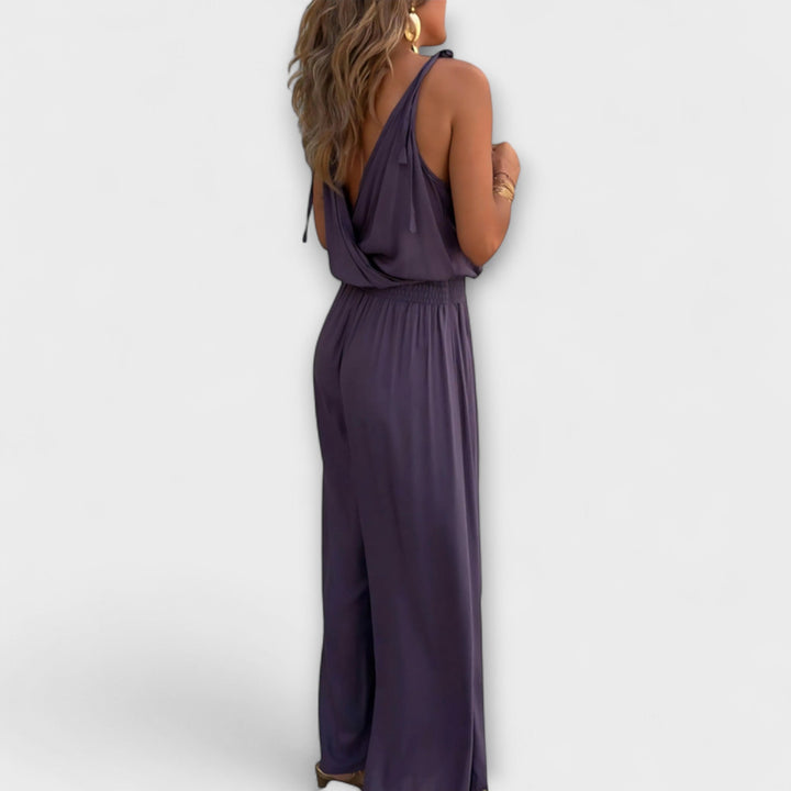 Angela - Donatila V-hals Jumpsuit met Borduursel en Open Benen