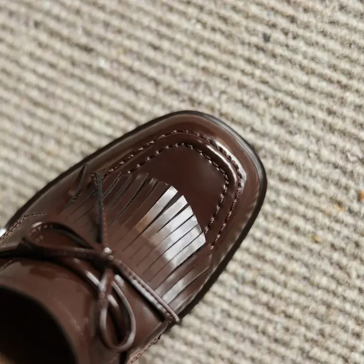 Marieke – Veterschoenen met blokhak
