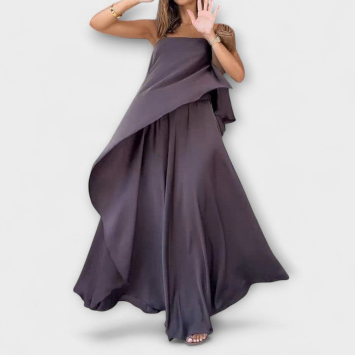 Ruby - Stijlvolle mouwloze bandeau-top en rok