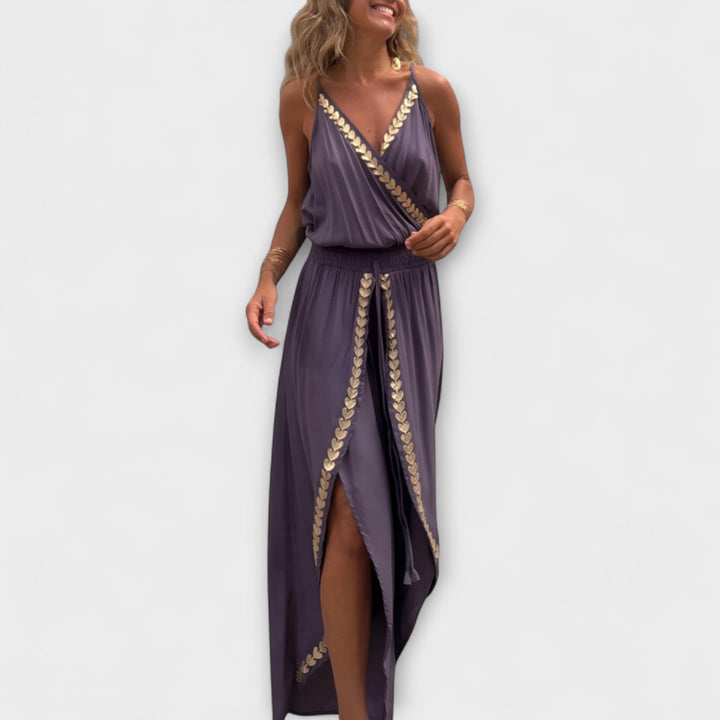 Angela - Donatila V-hals Jumpsuit met Borduursel en Open Benen