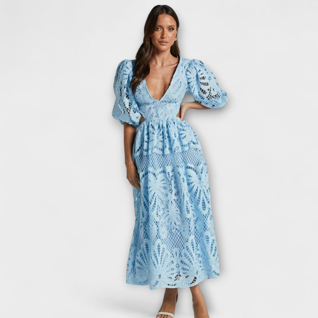 Elegante jurk met delicate details