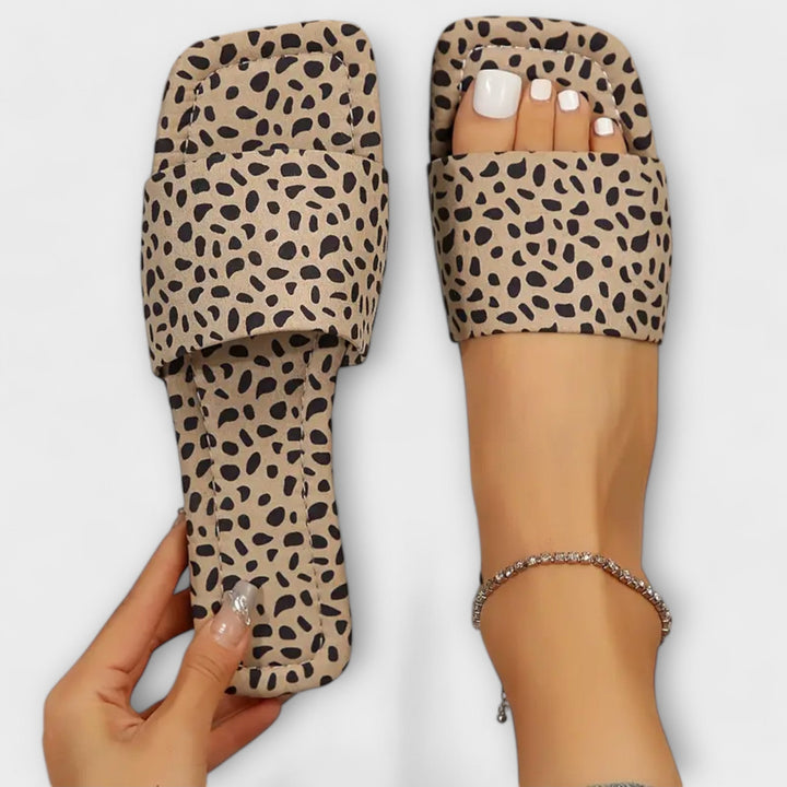 Platte Slippers met Luipaardprint