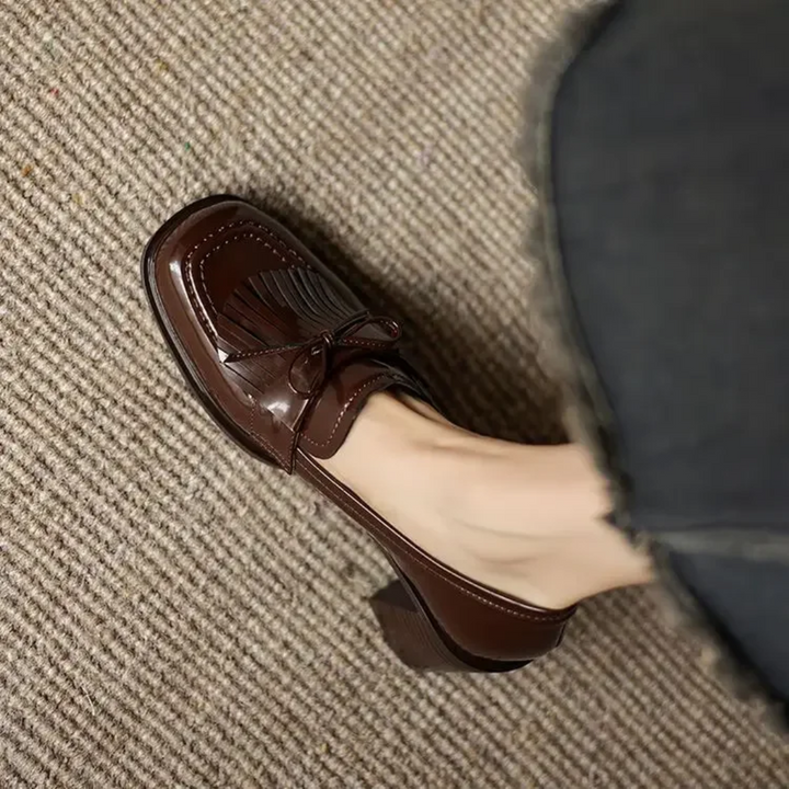 Marieke – Veterschoenen met blokhak