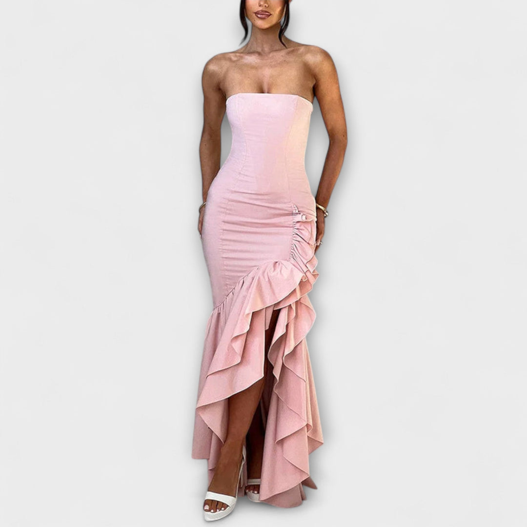 Zuri - Off-Shoulder Slim Fit Maxikleed met Asymmetrische Zoom