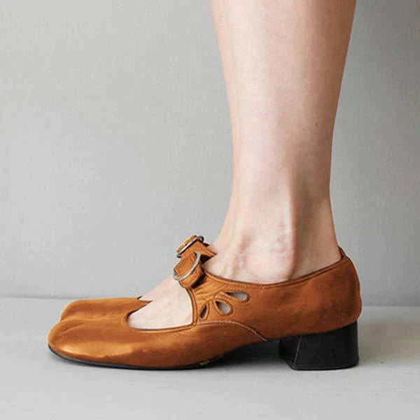 Anna - Vintage Mary Janes met Gesp en Blokhak