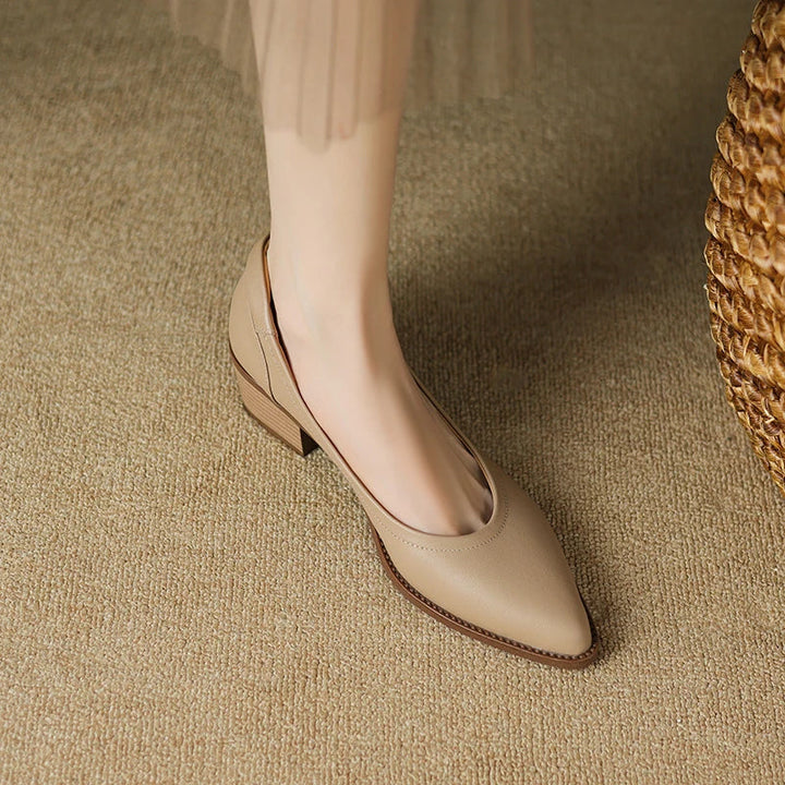 Ella – Spitse ballerina's met platte zool
