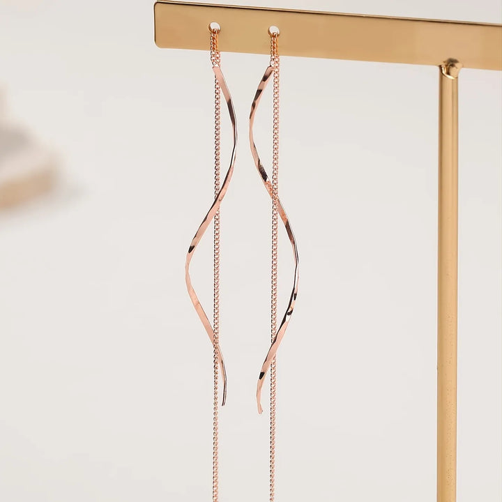 Lange Oorbellen met Golvend Ontwerp