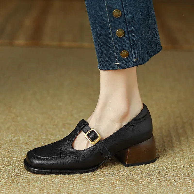 Hilde – T-bandschoenen in retrostijl met blokhak