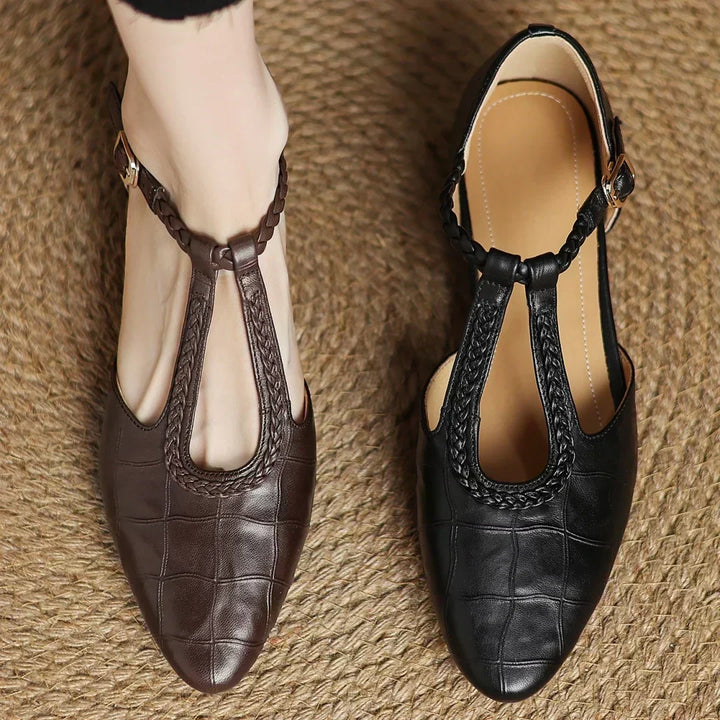 Greta – T-bandschoenen met gevlochten detail