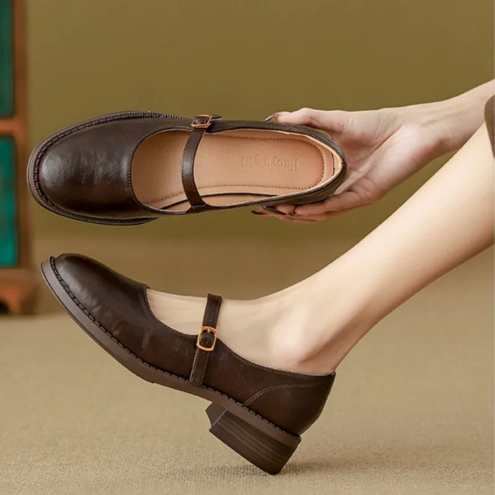 Marlene – Platte Mary Jane-schoenen met kartelrand