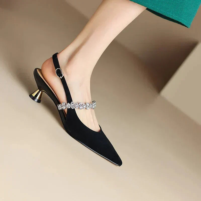 Elisa – Slingbackpumps met strassbandje