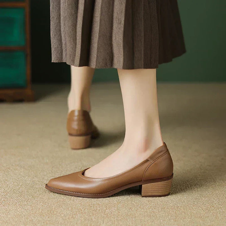 Ella – Spitse ballerina's met platte zool