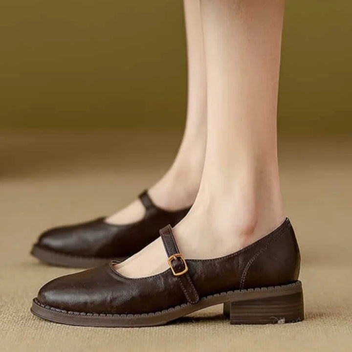 Marlene – Platte Mary Jane-schoenen met kartelrand