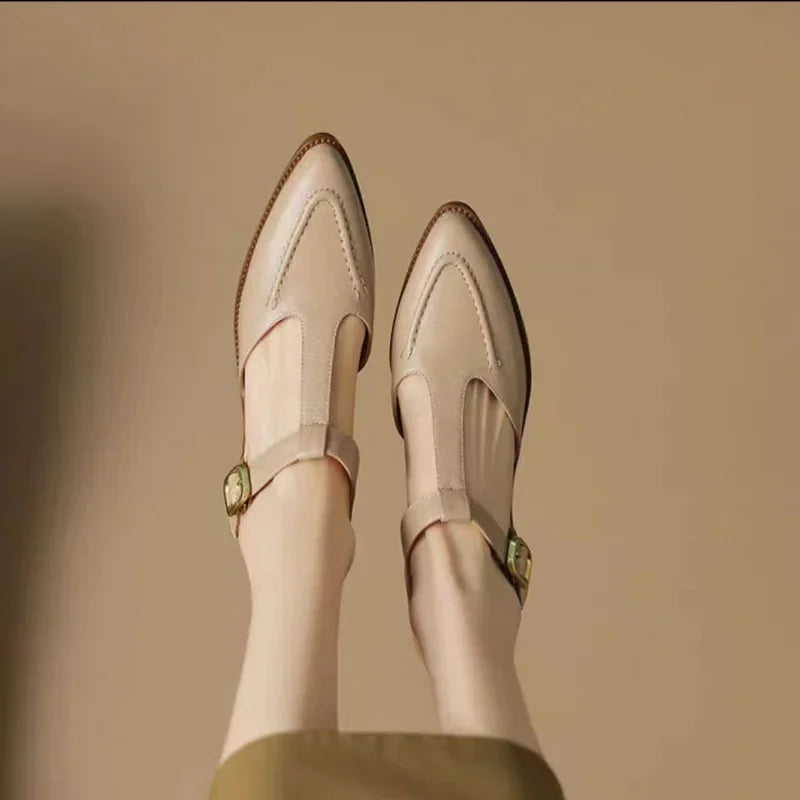 Hannah – T-bandschoenen met gesp en lage hak