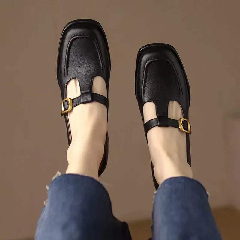 Hilde – T-bandschoenen in retrostijl met blokhak