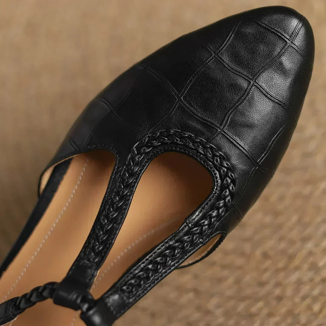 Greta – T-bandschoenen met gevlochten detail