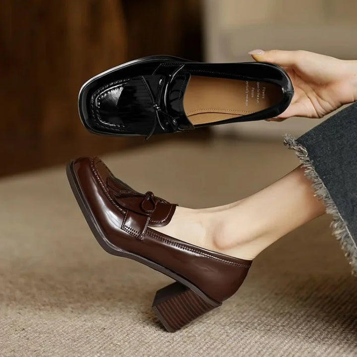 Marieke – Veterschoenen met blokhak