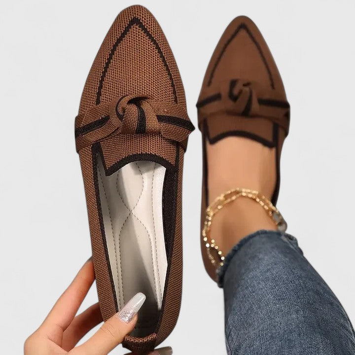 Shay | Spitse loafers met knoopdetail voor dames