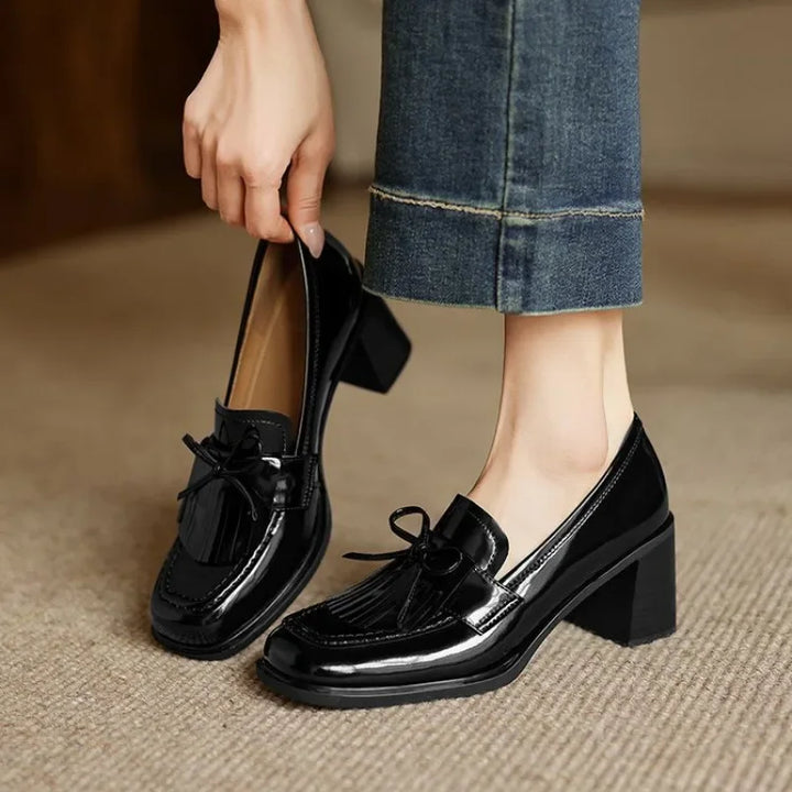 Marieke – Veterschoenen met blokhak