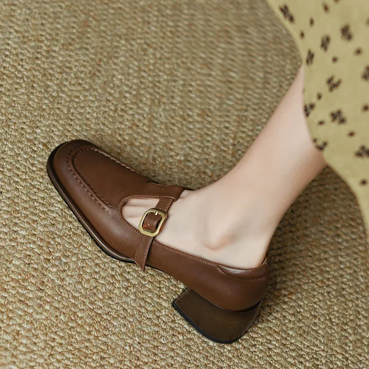 Hilde – T-bandschoenen in retrostijl met blokhak