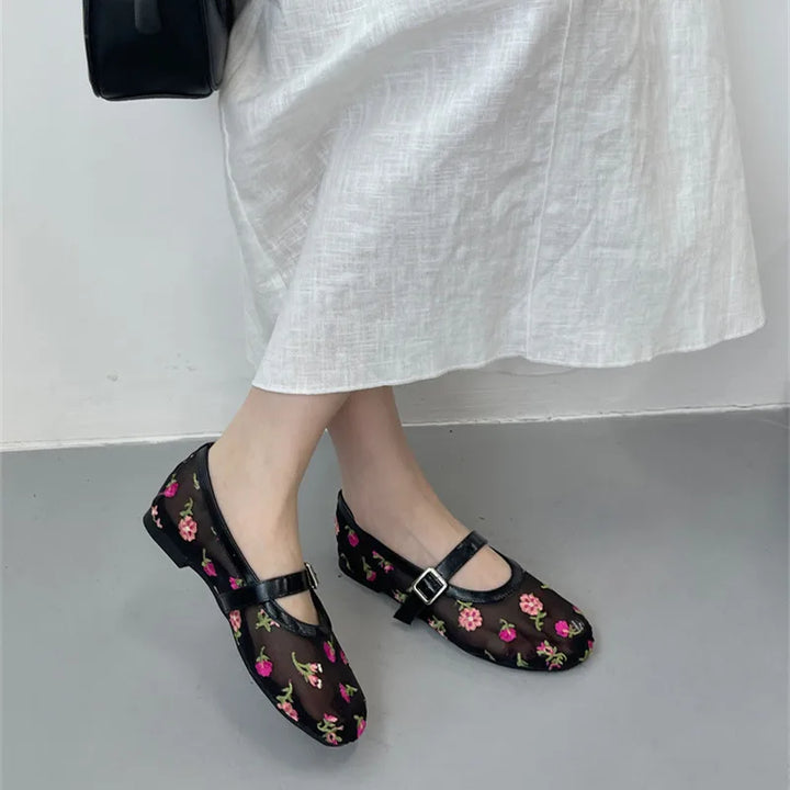 Florence Air - Mary Jane Ballerina's Geborduurd in Ademende Mesh