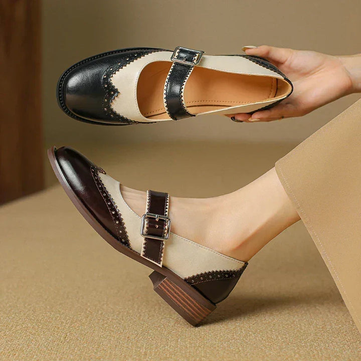 Paula – Tweekleurige Mary Jane-schoenen in brogue-stijl