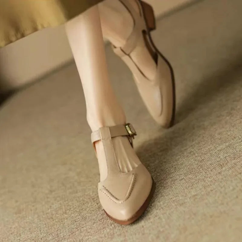 Hannah – T-bandschoenen met gesp en lage hak