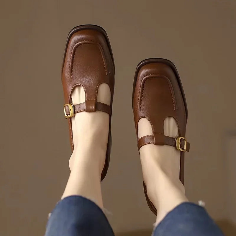 Hilde – T-bandschoenen in retrostijl met blokhak
