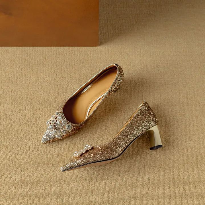 Theresa – Glitterpumps met siergesp