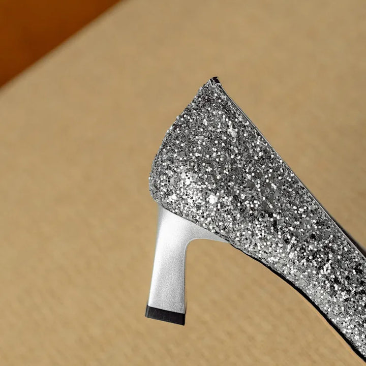 Theresa – Glitterpumps met siergesp