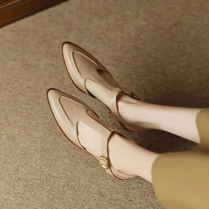 Hannah – T-bandschoenen met gesp en lage hak