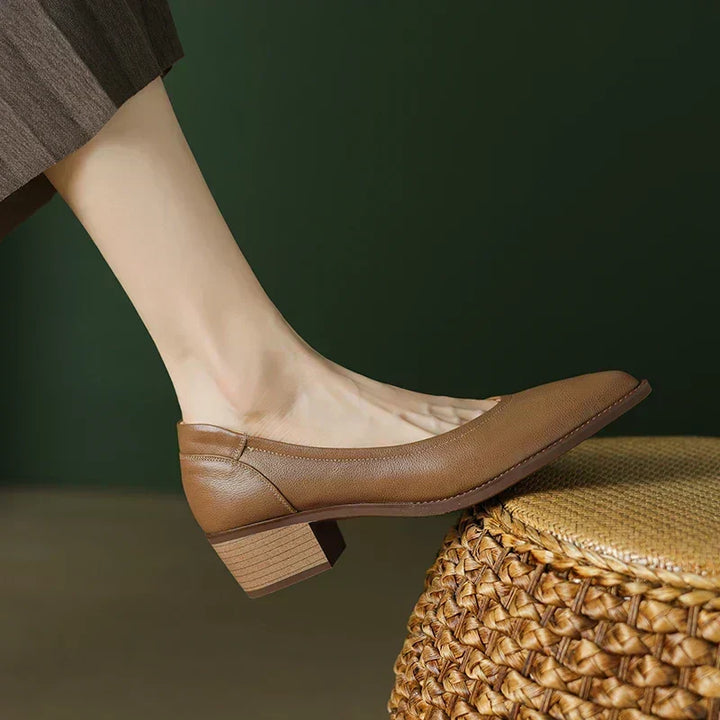 Ella – Spitse ballerina's met platte zool