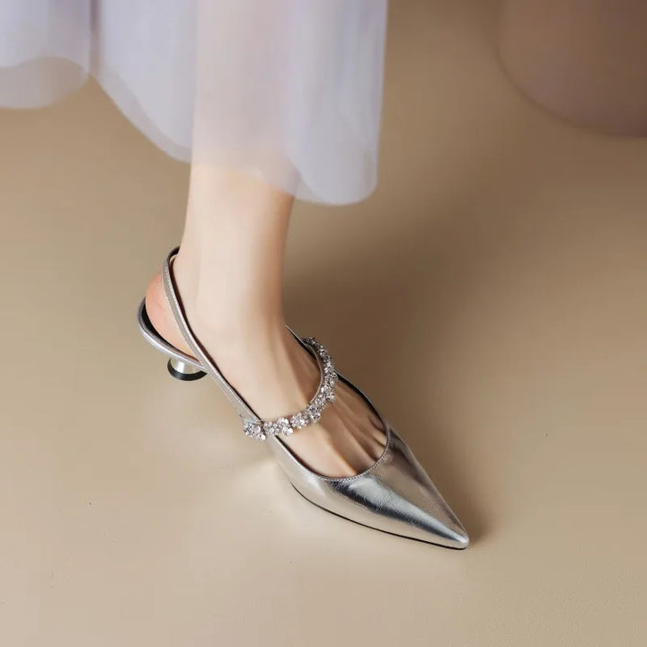 Elisa – Slingbackpumps met strassbandje