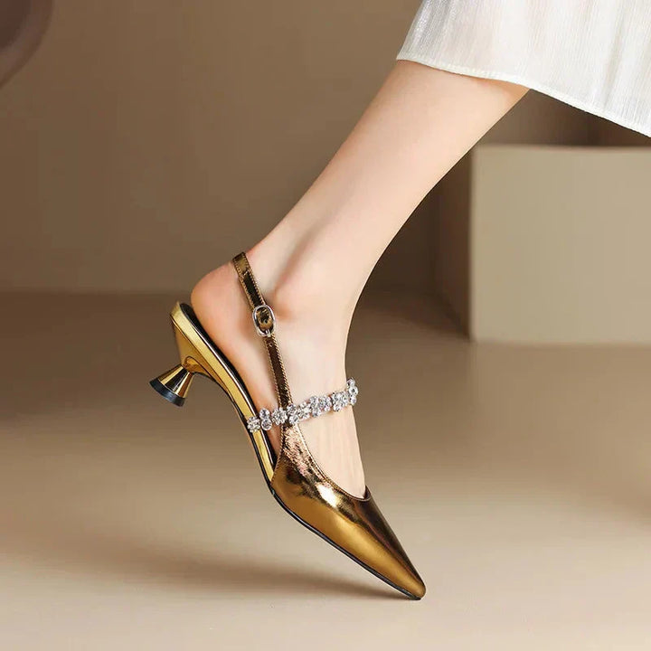 Elisa – Slingbackpumps met strassbandje