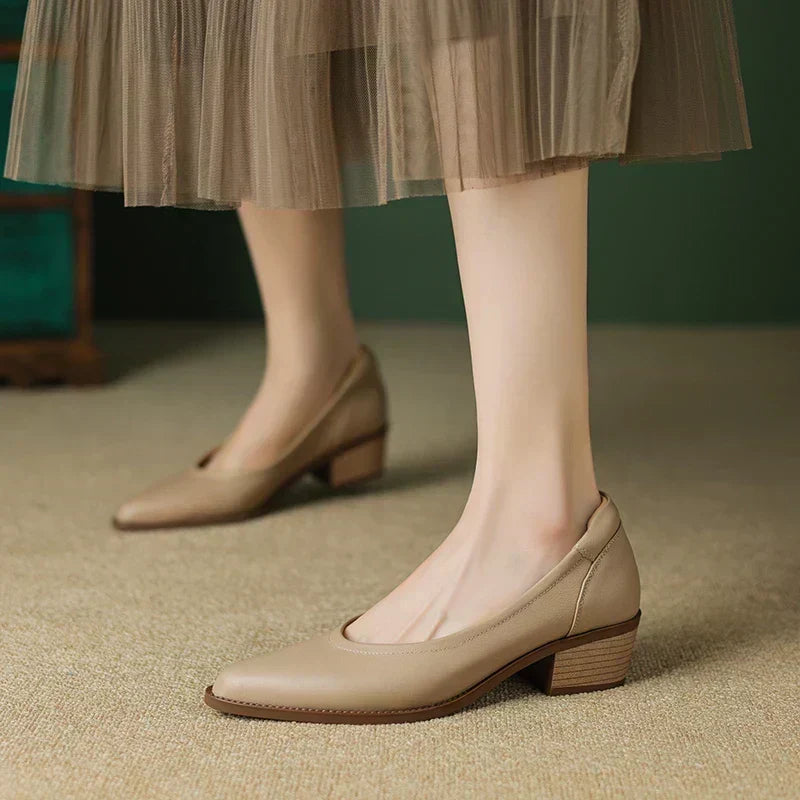 Ella – Spitse ballerina's met platte zool