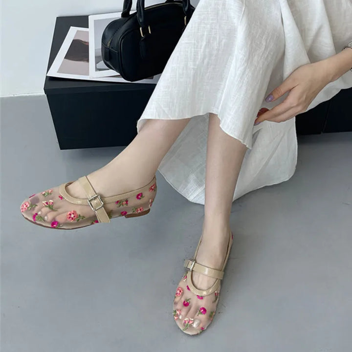 Florence Air - Mary Jane Ballerina's Geborduurd in Ademende Mesh