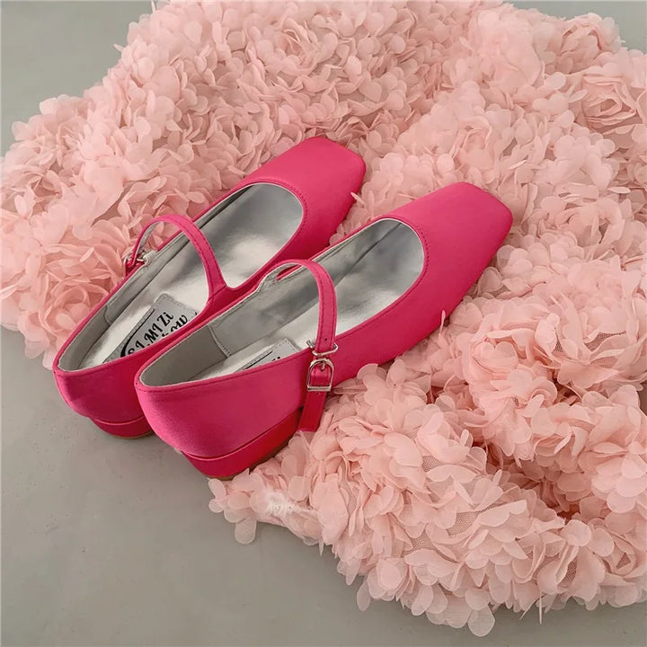 Amélie Satin - Elegante Mary Jane Ballerina's in Satijn