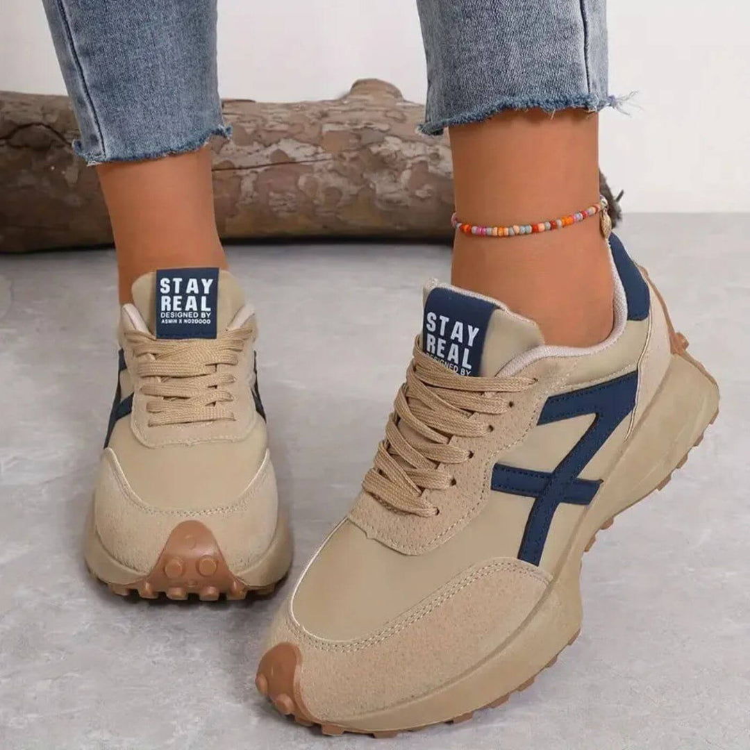 Kishori | Retro plateausneakers met veters en contrastpanelen voor dames