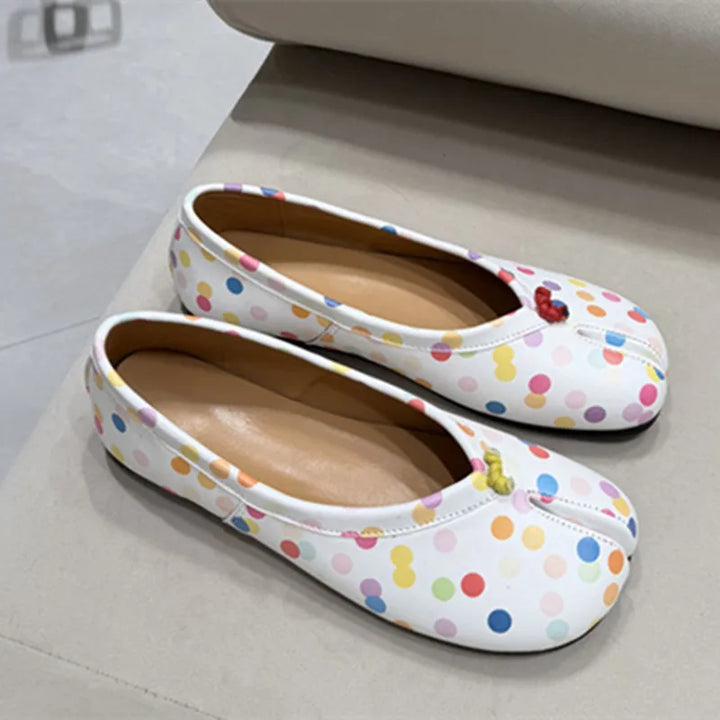 Tabi Ballerina's met Stippenpatroon – Comfort en Originaliteit