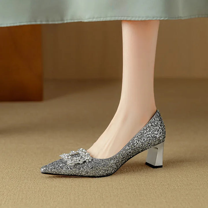 Theresa – Glitterpumps met siergesp