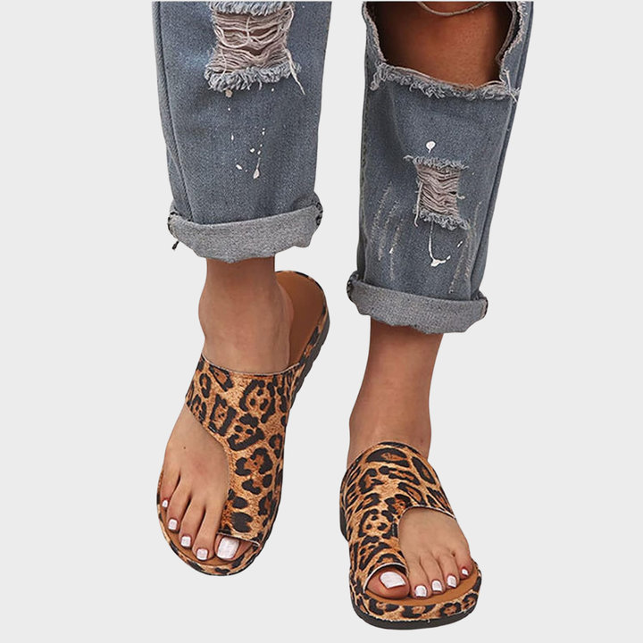 Margrit comfortabele slippers met teenband – afbeelding 4