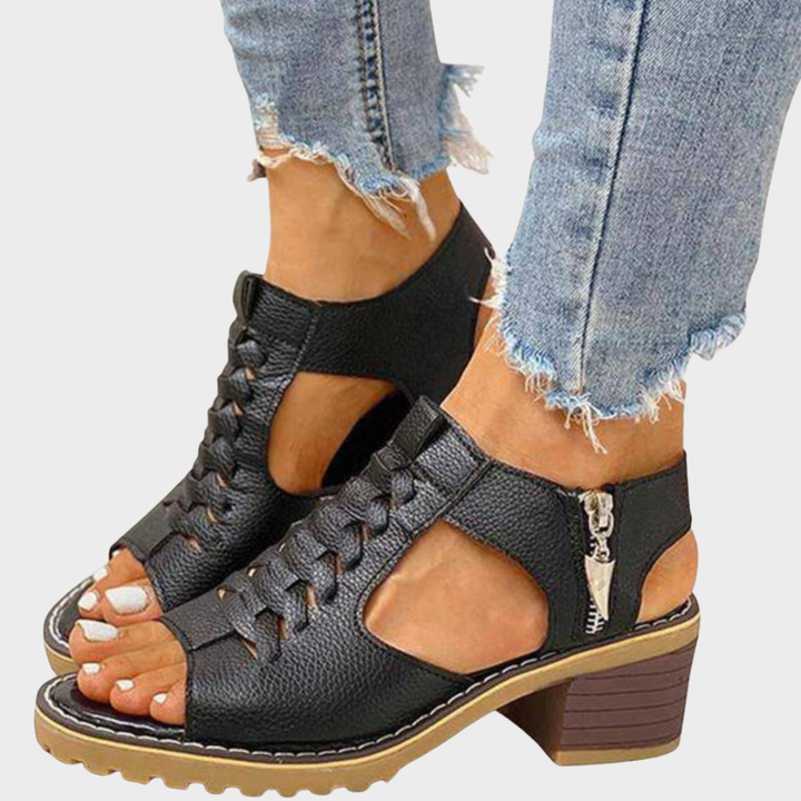 Cornelia peeptoe-sandalen met blokhak – bruin