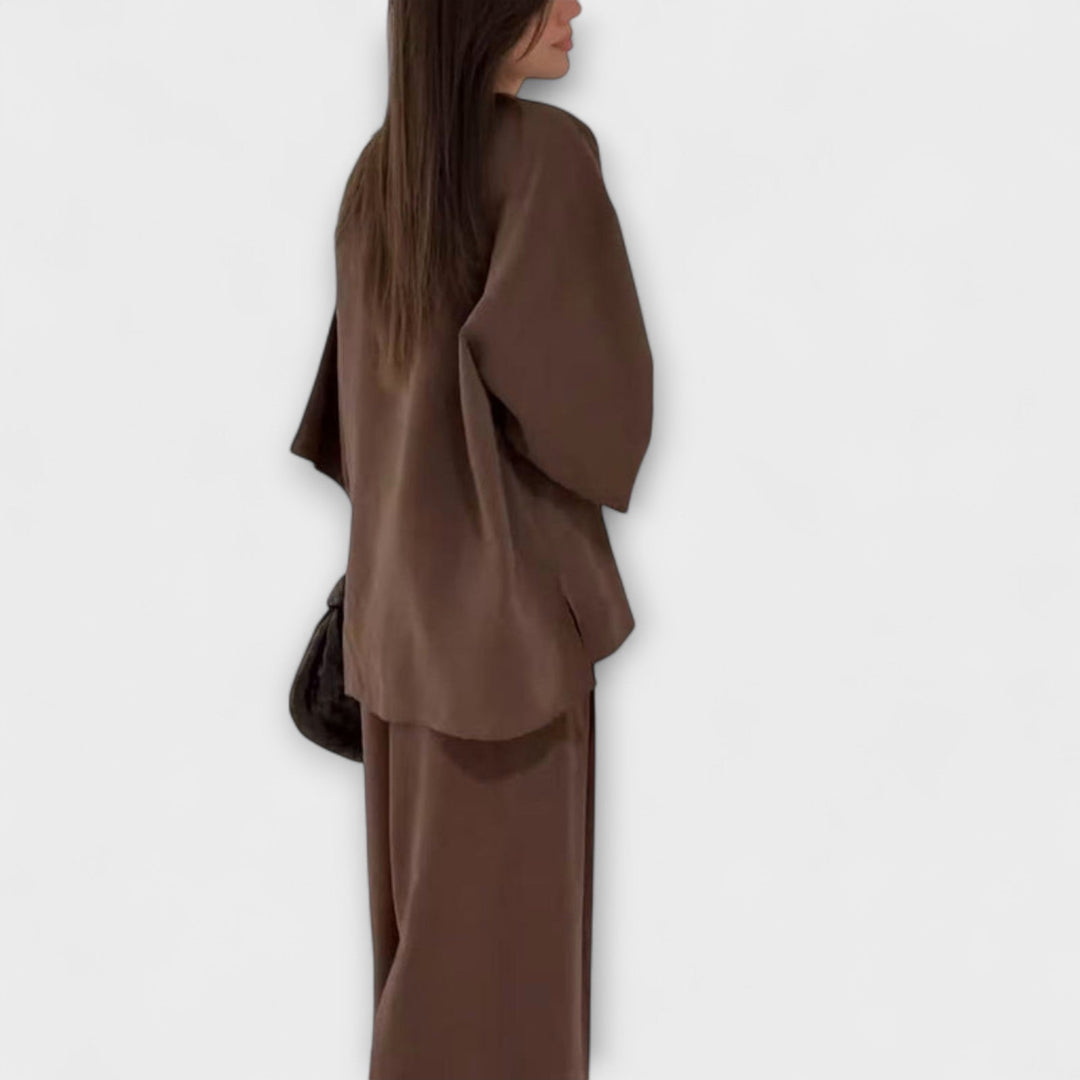 Jacqueline - Casual V-hals Top en Broek Duo