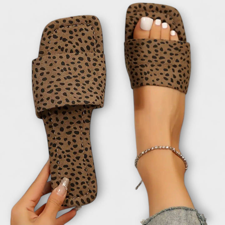 Platte Slippers met Luipaardprint